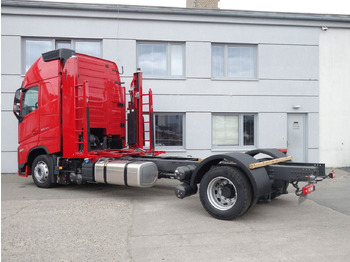 Φορτηγό αυτοκινητάμαξα Volvo FH 13 XL 460 TC Neue fur Kassbohrer: φωτογραφία 5
