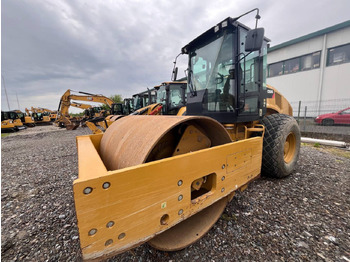 Οδοστρωτήρες CATERPILLAR CS64B