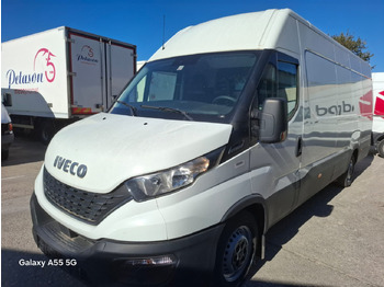 Επιβατικό βαν IVECO Daily 35s16