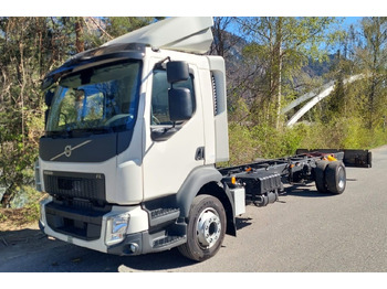 Φορτηγό μεταφοράς αλόγων VOLVO FL 280