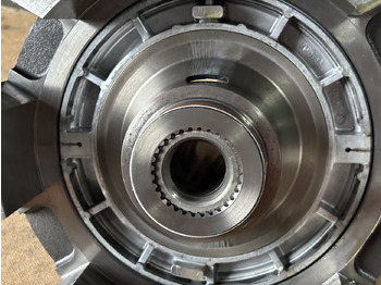 Συμπλέκτης και ανταλλακτικά για Τρακτέρ John Deere 6910 6910S Bęben Wałek Sprzęgłowy R95371 R109523 R220028: φωτογραφία 2 Συμπλέκτης και ανταλλακτικά για Τρακτέρ John Deere 6910 6910S Bęben Wałek Sprzęgłowy R95371 R109523 R220028: φωτογραφία 2