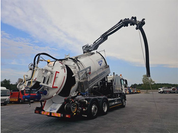 Όχημα εκκένωσης βόθρων MAN