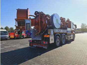 Όχημα εκκένωσης βόθρων MAN