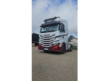 Τράκτορας IVECO S-WAY