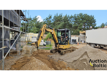 Μίνι εκσκαφέας CATERPILLAR 303CR