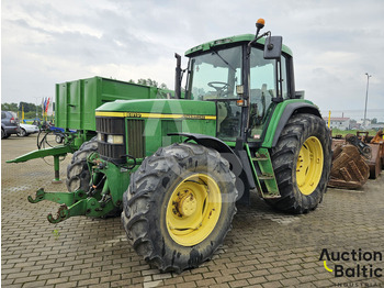 Τρακτέρ JOHN DEERE 6810