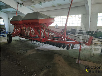 Μηχανήματα σποράς Kverneland DT-6: φωτογραφία 2 Μηχανήματα σποράς Kverneland DT-6: φωτογραφία 2