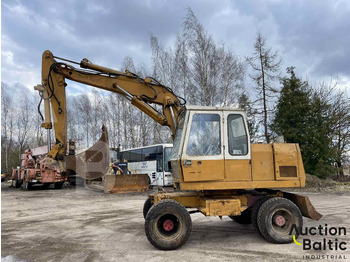 Τροχοφόρος εκσκαφέας LIEBHERR A 900
