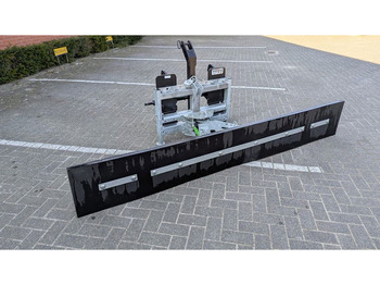 Μηχανηματα κτηνοτροφιασ GIANT