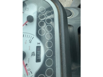 Τηλεσκοπικός φορτωτής JCB TM220: φωτογραφία 5 Τηλεσκοπικός φορτωτής JCB TM220: φωτογραφία 5