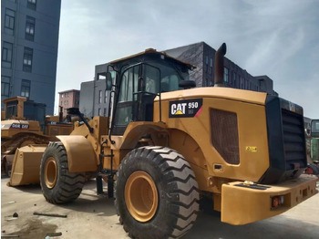 Ελαστιχοφόρος φορτωτής CATERPILLAR 950GC