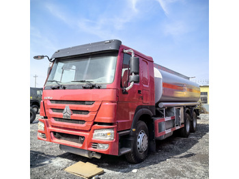 Φορτηγό βυτιοφόρο SINOTRUK HOWO