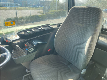 Leasing CLAAS SCORPION 7050 CLAAS SCORPION 7050: φωτογραφία 4