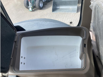 Τρακτέρ John Deere 6R230: φωτογραφία 3