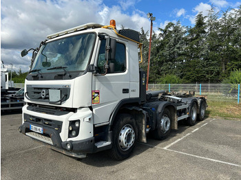 Φορτηγό φόρτωσης γάντζου VOLVO FMX