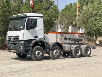 Φορτηγό σασί MERCEDES-BENZ Arocs
