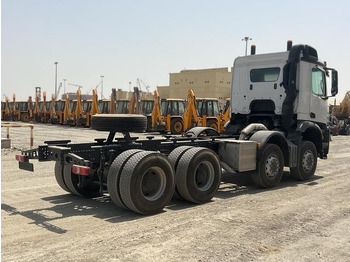Φορτηγό σασί Mercedes-Benz Arocs 4240: φωτογραφία 3