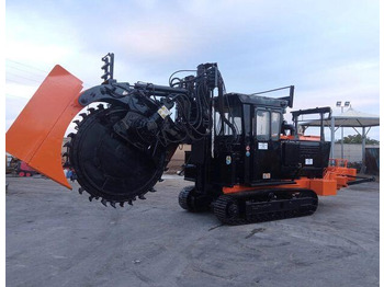 Εκσκαφέας τάφρων