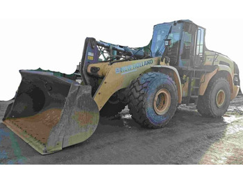 Ελαστιχοφόρος φορτωτής NEW HOLLAND W270