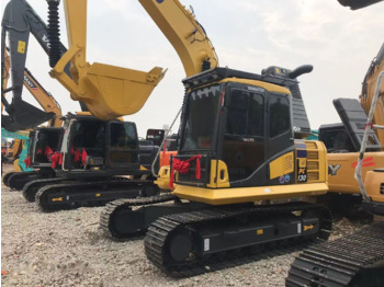Ερπυστριοφόρος εκσκαφέας Komatsu PC130: φωτογραφία 1
