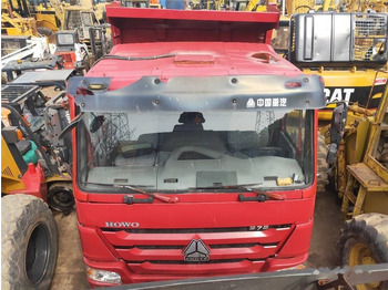 Φορτηγό ανατρεπόμενο SINOTRUK HOWO