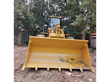 Ελαστιχοφόρος φορτωτής CATERPILLAR 966H
