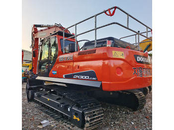 Ερπυστριοφόρος εκσκαφέας DOOSAN DX300LC-9C