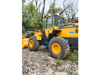 Ελαστιχοφόρος φορτωτής KOMATSU WA320