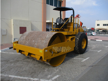 Ασφαλτικός οδοστρωτήρας CATERPILLAR CS533E VIBRATORY ROLLER: φωτογραφία 2