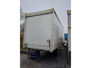 Αμάξωμα με συρρόμενο μουσαμά SOMMER