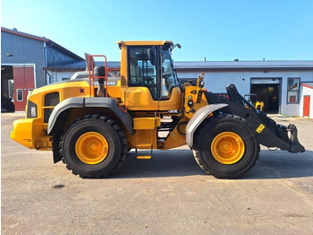 Ελαστιχοφόρος φορτωτής Volvo L120H LONG BOOM, VAAKA YM.: φωτογραφία 5
