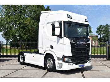 Τράκτορας SCANIA R 520
