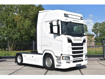 Τράκτορας SCANIA S 450