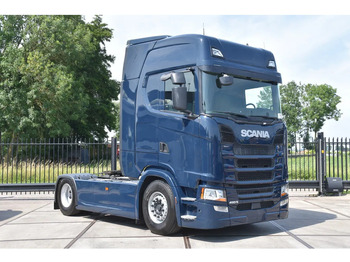 Τράκτορας SCANIA S 450