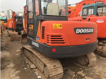 Ερπυστριοφόρος εκσκαφέας DOOSAN DH55