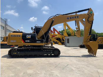 Ερπυστριοφόρος εκσκαφέας CATERPILLAR 323D