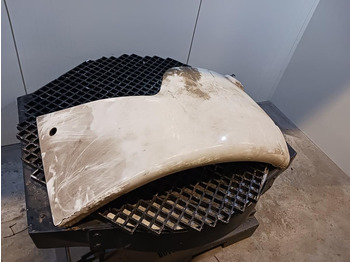 Καμπίνα και εσωτερικό LIEBHERR