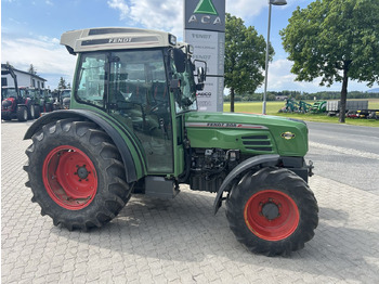 Τρακτέρ FENDT Farmer 200