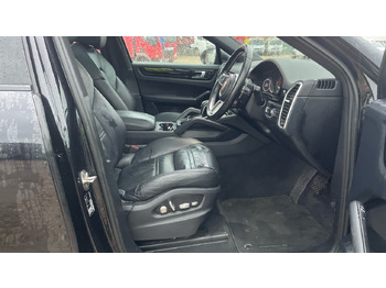 SUV PORSCHE CAYENNE V6 E-HYBRID: φωτογραφία 5