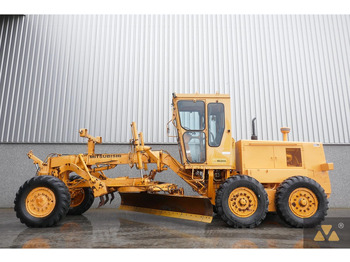 Γκρέιντερ Mitsubishi MG300: φωτογραφία 1