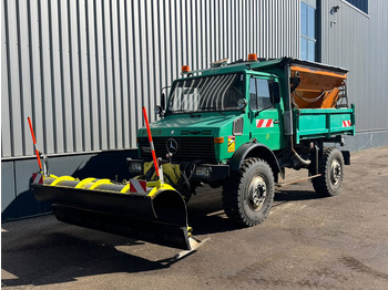 Σάρωθρο δρόμων UNIMOG