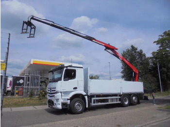Φορτηγό με γερανό MERCEDES-BENZ Arocs 2545