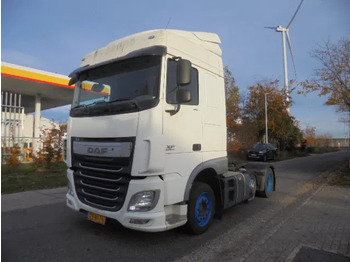 Τράκτορας DAF XF