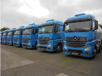 Τράκτορας MERCEDES-BENZ Actros 1842