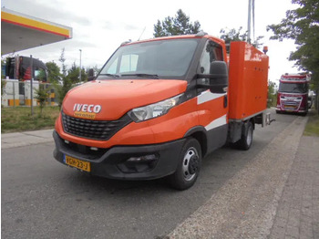 Ελαφρύ επαγγελματικό IVECO Daily 35c14