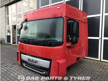 Καμπίνα και εσωτερικό DAF XF 106