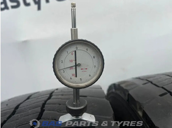 Ελαστικό για Φορτηγό Michelin Remix Michelin Remix 315/70R22.5 X Multi D 154/150 M+S 3PMSF gebruikte set: φωτογραφία 3 Ελαστικό για Φορτηγό Michelin Remix Michelin Remix 315/70R22.5 X Multi D 154/150 M+S 3PMSF gebruikte set: φωτογραφία 3