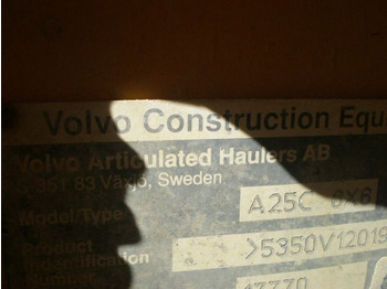 Αρθρωτό φορτηγό VOLVO A25C S/N: 12019 (1998) Y S/N: 12026 (1999): φωτογραφία 2