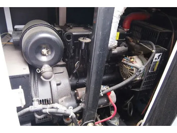 Βιομηχανική γεννήτρια Agregat prądotwórczy Hiunday maszt oświetleniowy: φωτογραφία 3 Βιομηχανική γεννήτρια Agregat prądotwórczy Hiunday maszt oświetleniowy: φωτογραφία 3