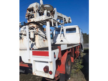 Φορτηγό με ανοιχτή καρότσα